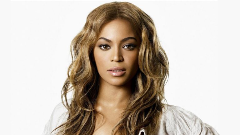 Videoklip premier: Beyoncé – Sandcastles